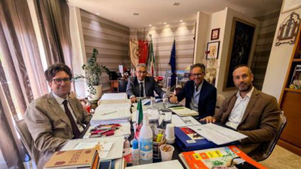 Il Sindaco con i rappresentanti di Enel Distribuzione