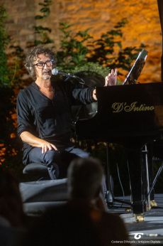 Vasto: il concerto di Sergio Cammariere per "Musiche in Cortile"