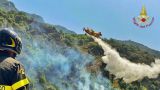 Un canadair in azione