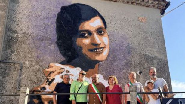 Torrebruna: il murale dedicato a Serafina Melandri