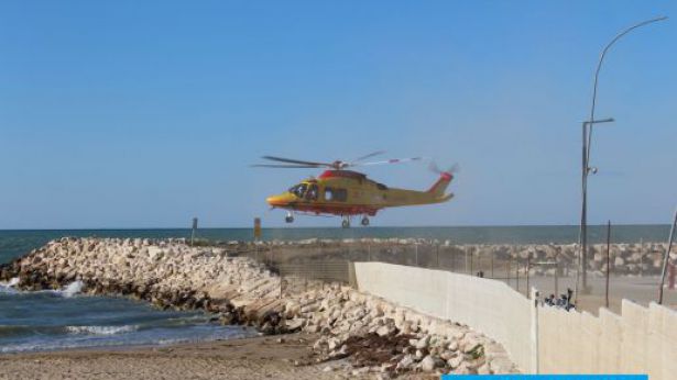 San Salvo marin: l'elisoccorso sull'area dove è avvenuto l'annegamento