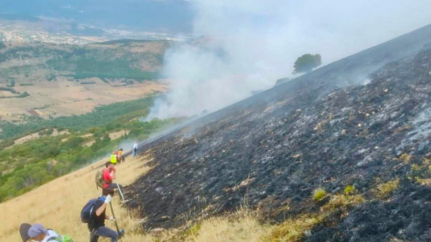INCENDI SULLE MONTAGNE ABRUZZESI
