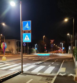 Attraversamento pedonale luminoso