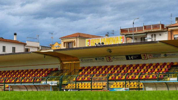 Lo Stadio Fadini di Giulianova