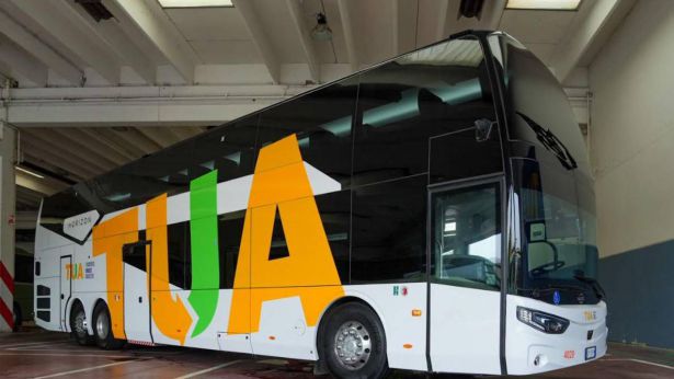 Un Bus della TUA