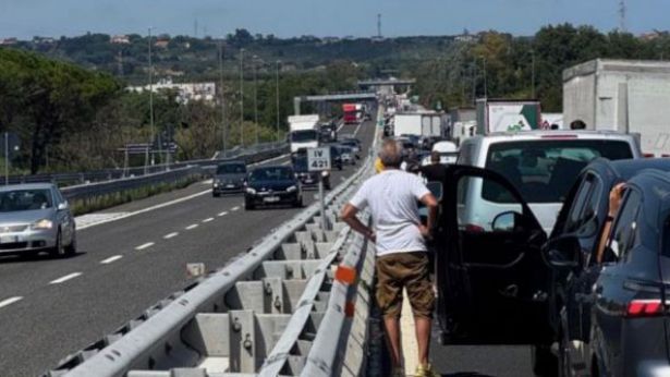 Incidente in A/14: foto di repertorio